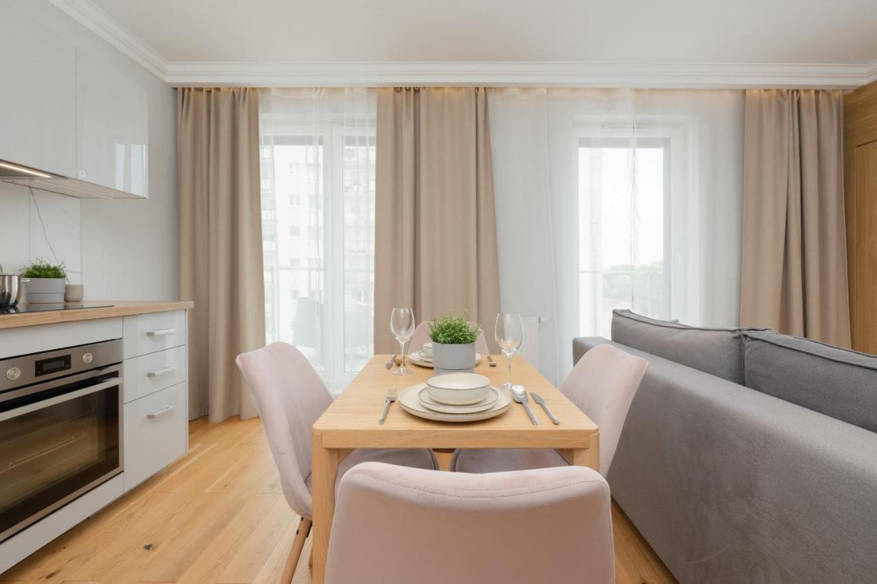 Apartament Z Tarasem W Centrum Swinoujscia By Noclegi Renters Swinoujscie Luaran gambar