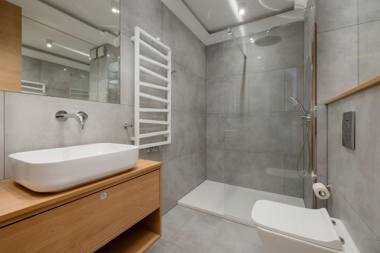 Apartament Z Tarasem W Centrum Swinoujscia By Noclegi Renters Swinoujscie Luaran gambar